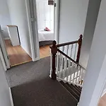 Away From In 4 Bed 度假居 沃特福德