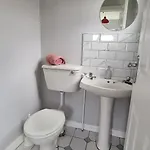 度假居 Away From In 4 Bed 沃特福德