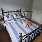 度假居 Away From In 4 Bed *