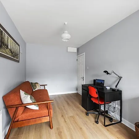 Holiday home Away From In 4 Bed *